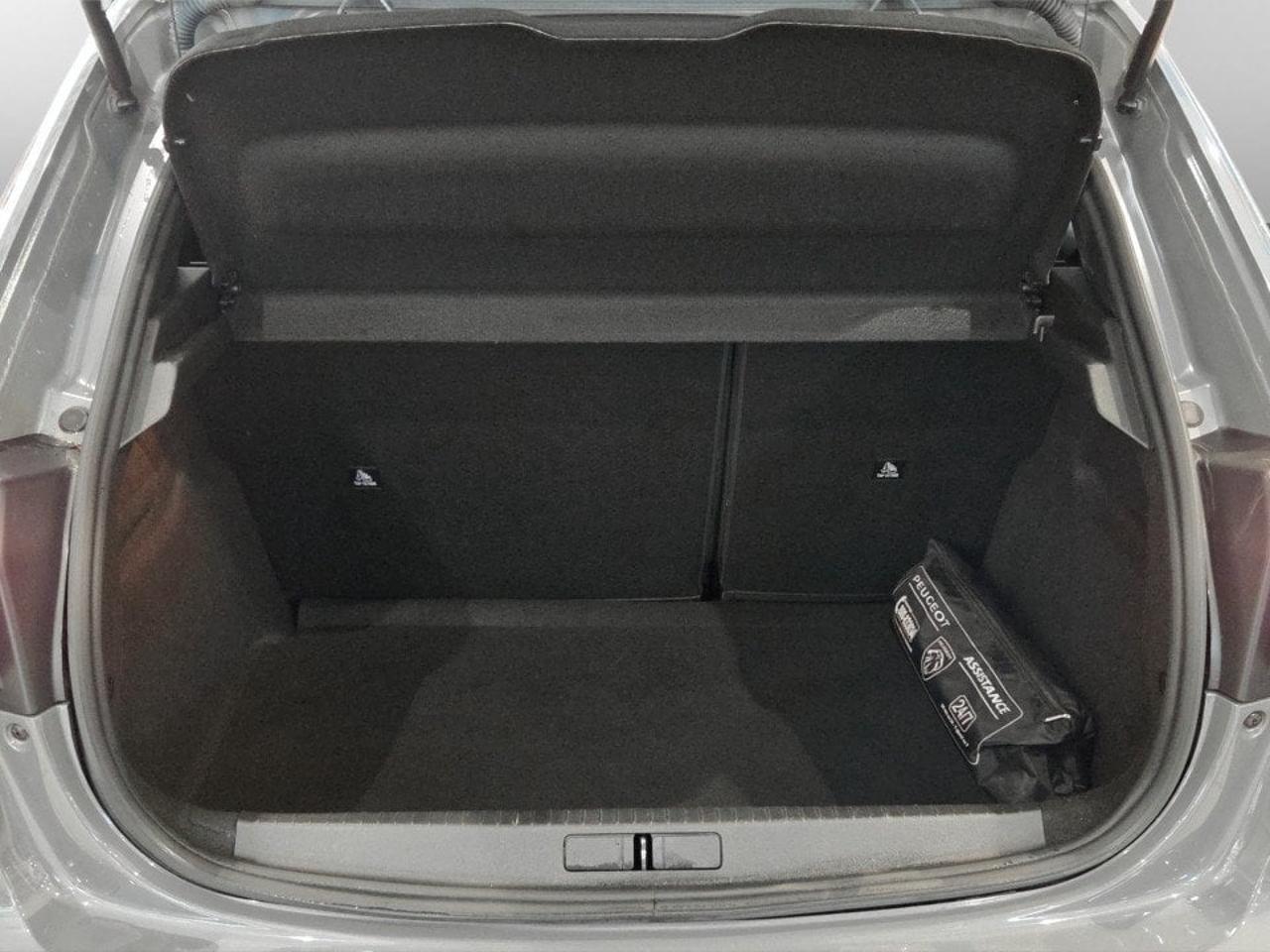 Peugeot Peugeot 208 usata 10