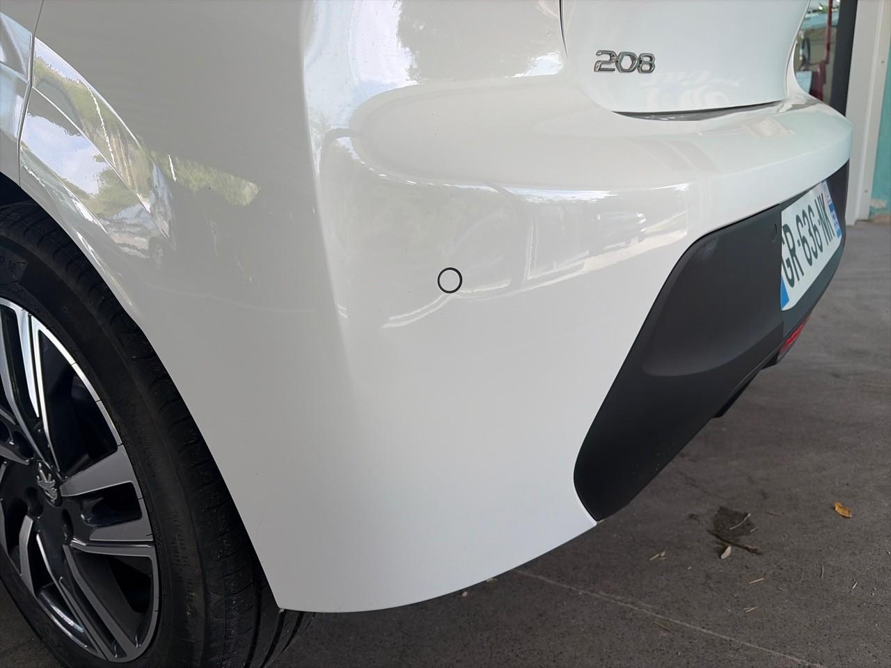 Peugeot Peugeot 208 usata 10