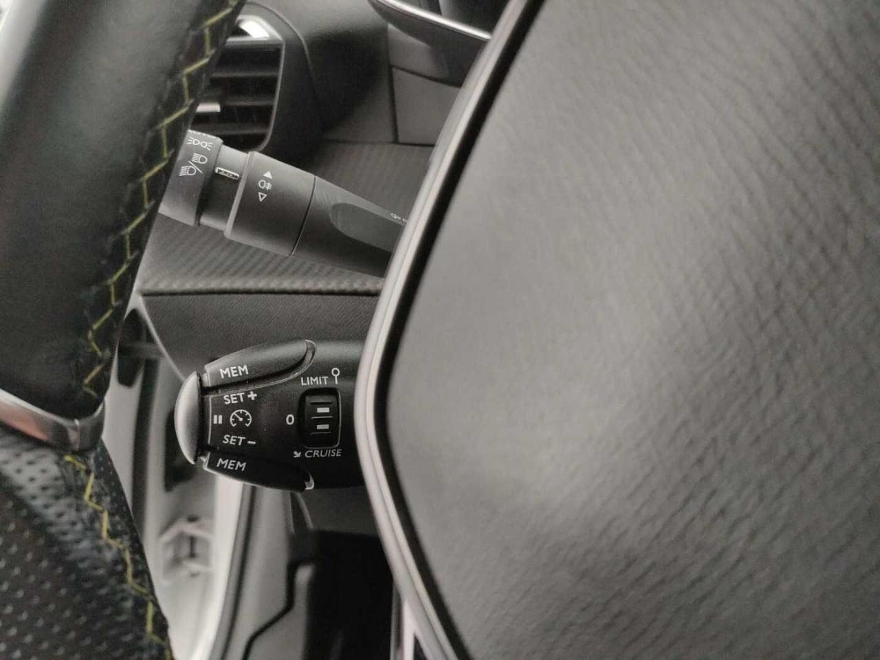 Peugeot Peugeot 208 usata 18