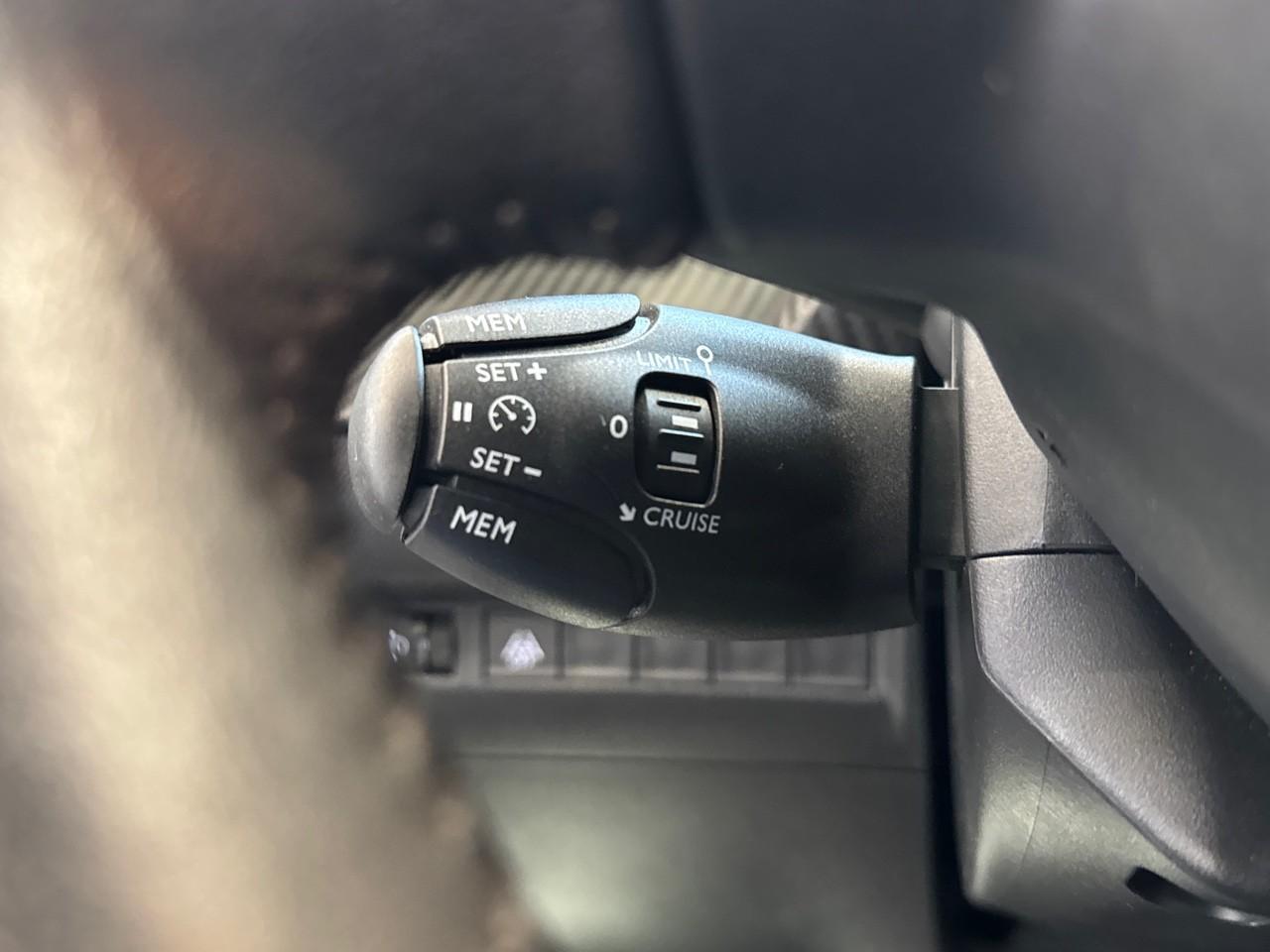 Peugeot Peugeot 208 usata 7