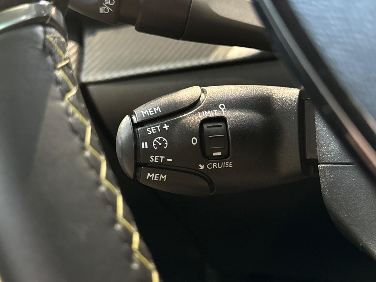 Peugeot Peugeot 208 usata 9