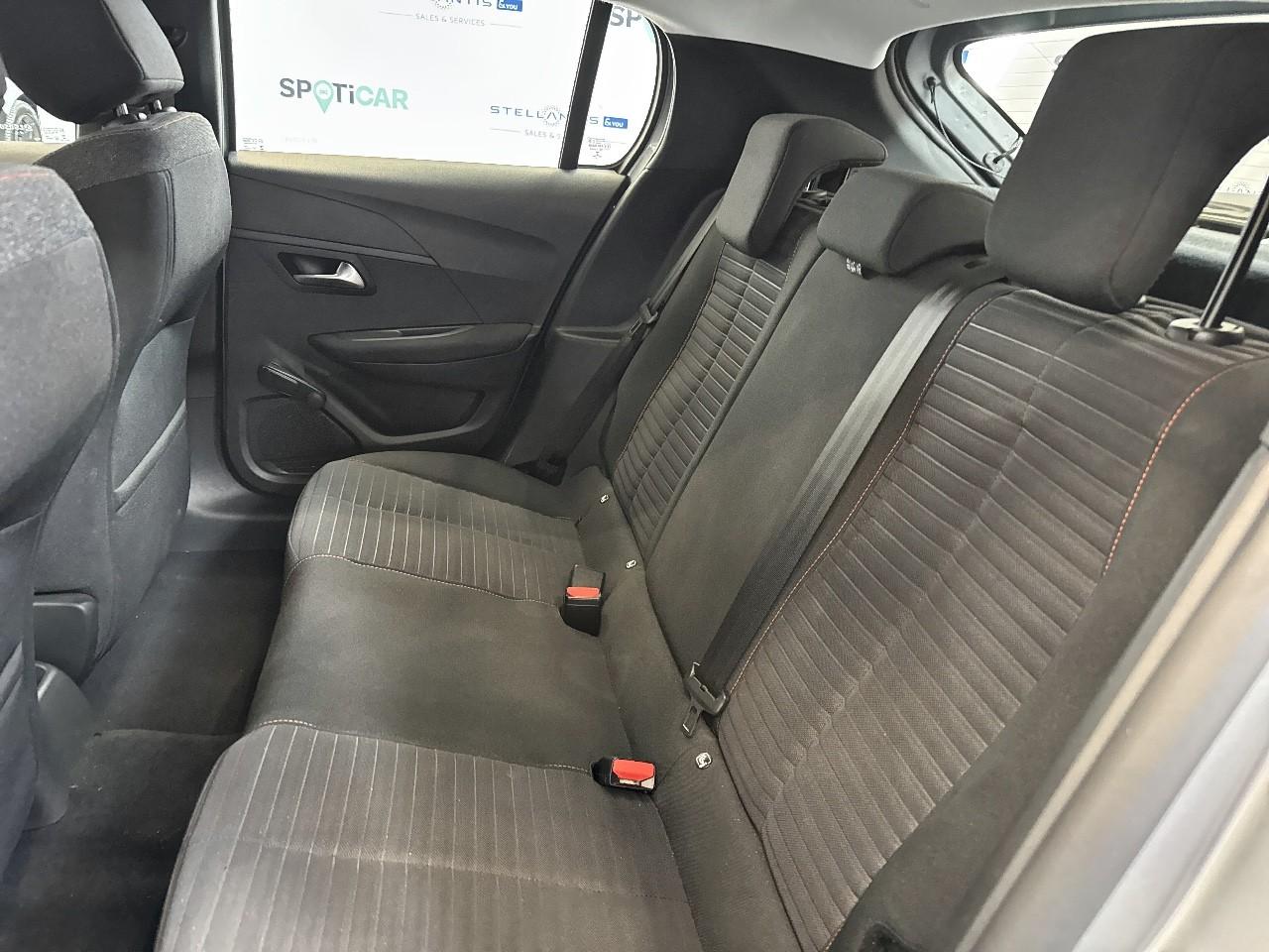 Peugeot 208 - Foto 2