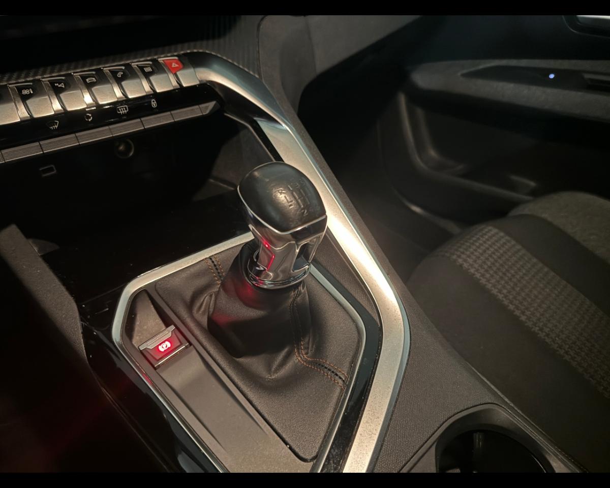 Peugeot Peugeot 3008 usata, con GPS