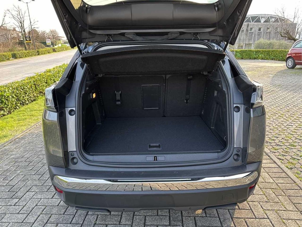 Peugeot 3008 - Foto 3