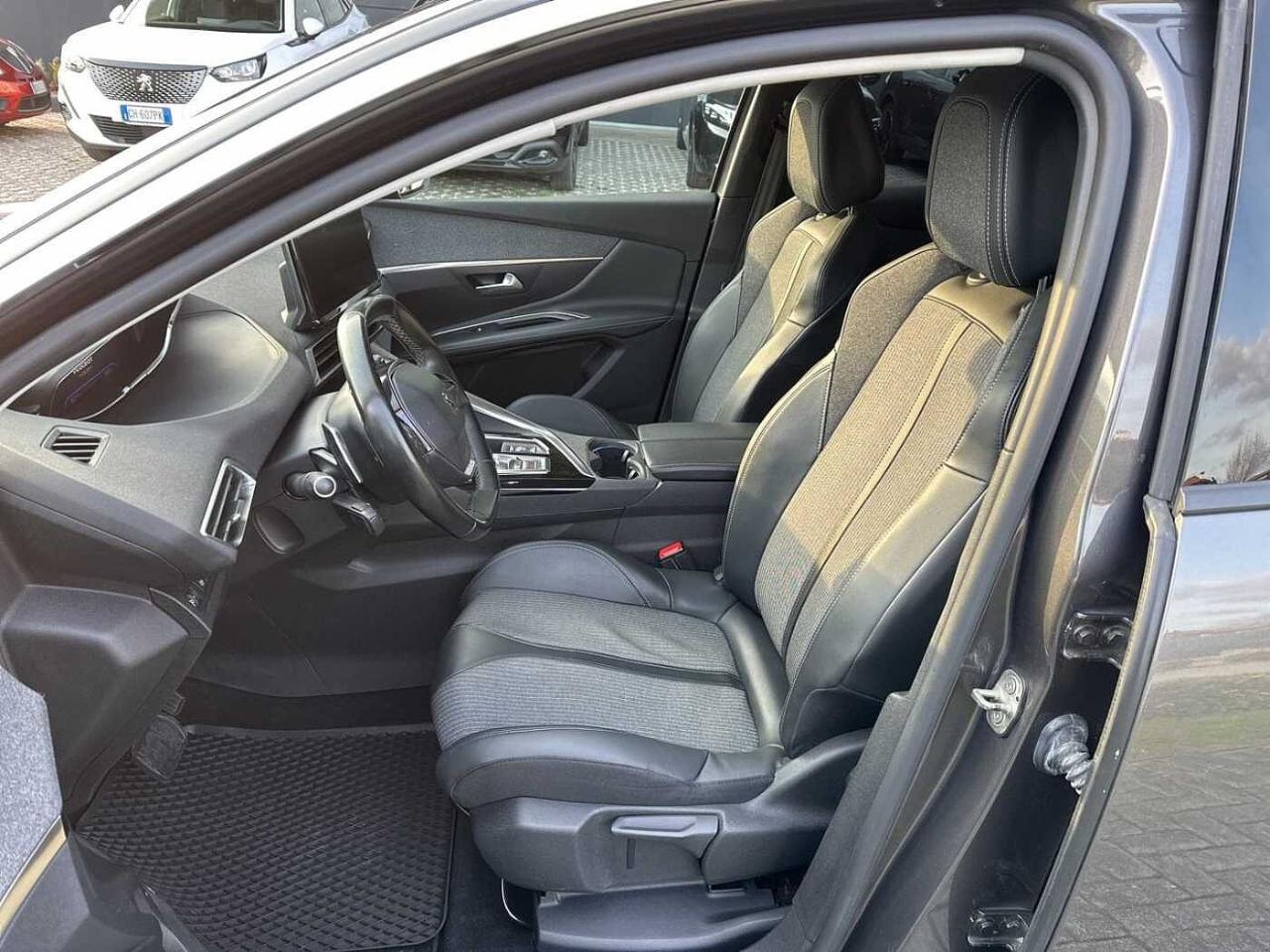 Peugeot 3008 - Foto 5