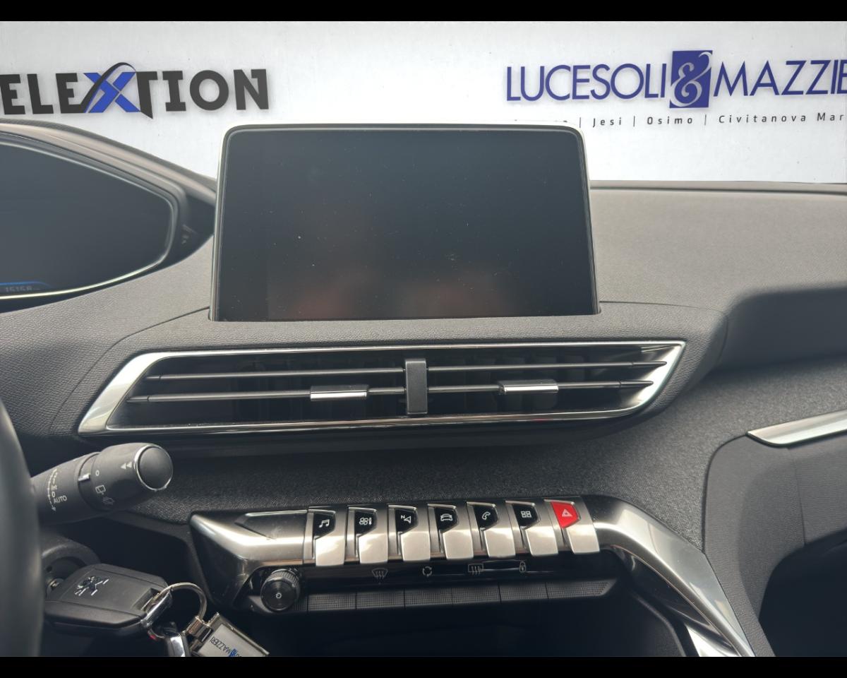 Peugeot Peugeot 3008 usata, con GPS