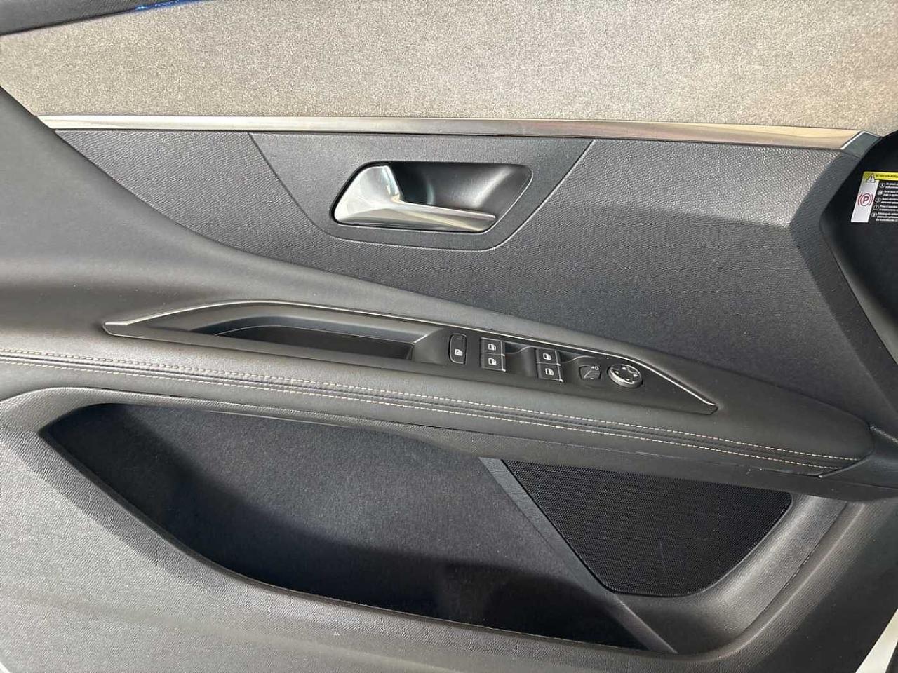 Peugeot Peugeot 3008 usata, con isofix