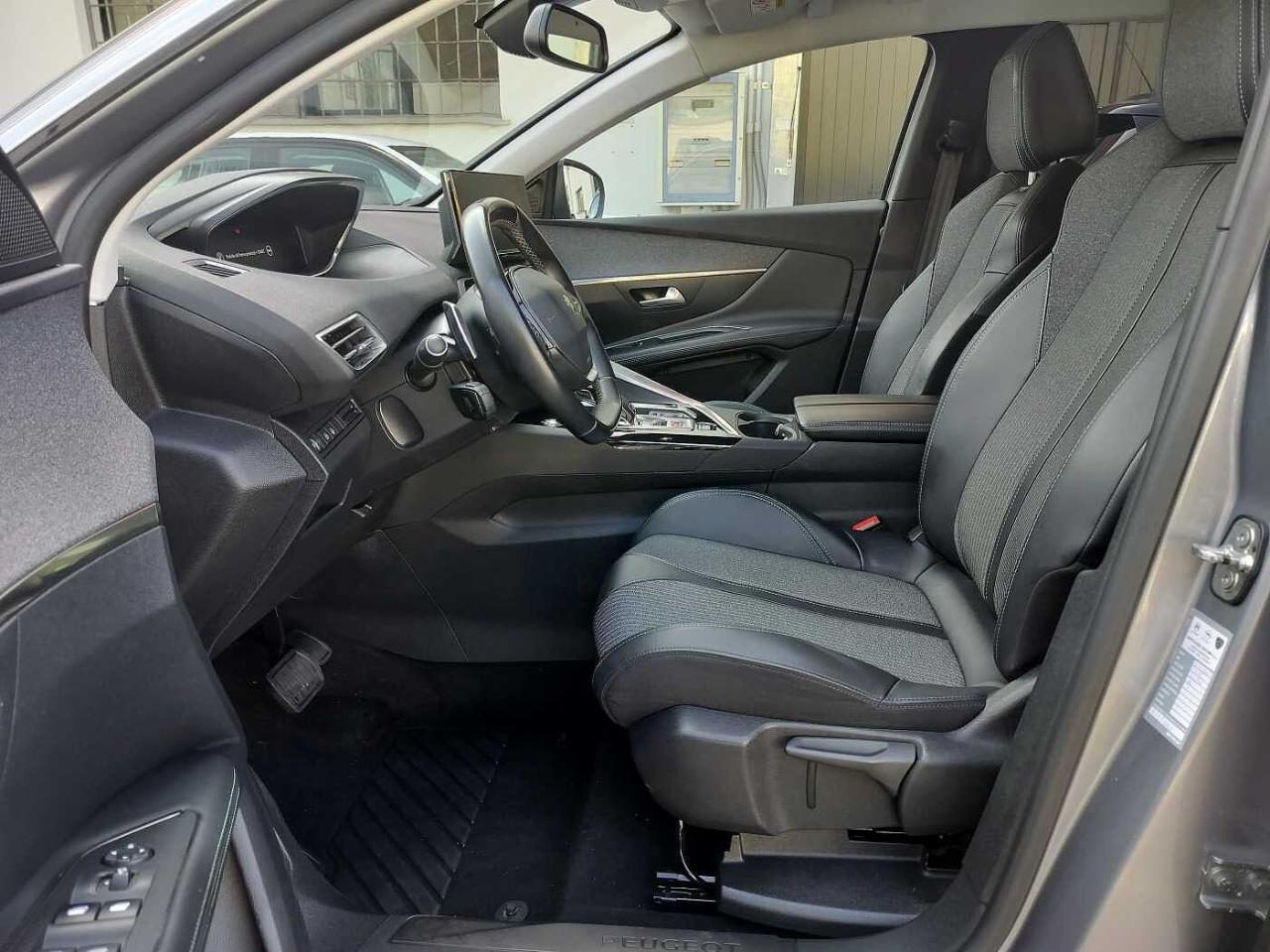 Peugeot Peugeot 3008 usata, con barre porta tutto