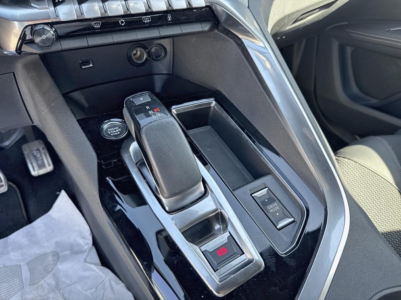 Peugeot Peugeot 3008 usata, con apps integrate