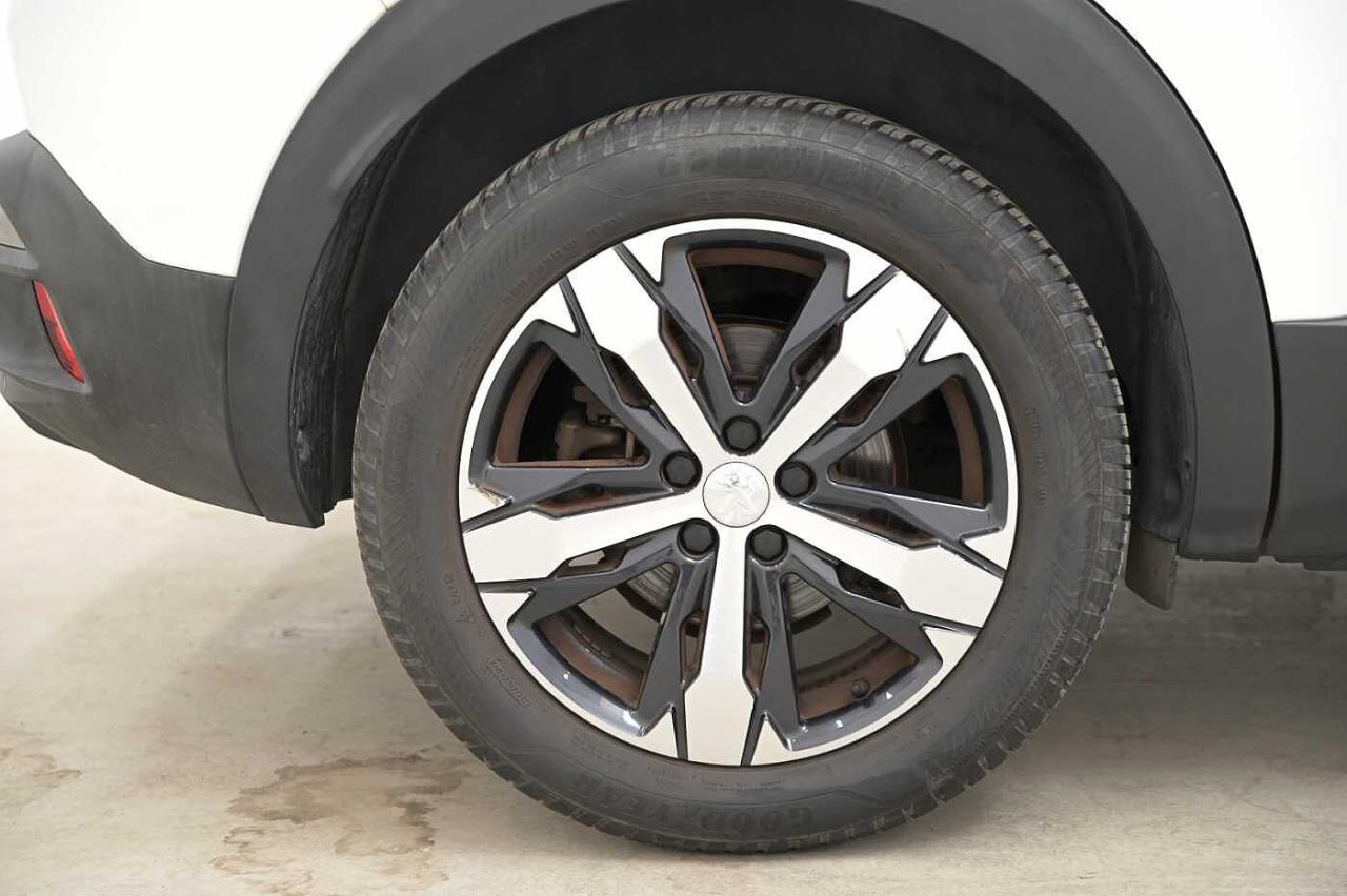 Peugeot Peugeot 3008 usata, con 3d connected navigation con peugeot connect sos & assistance (con mirrorscreen)