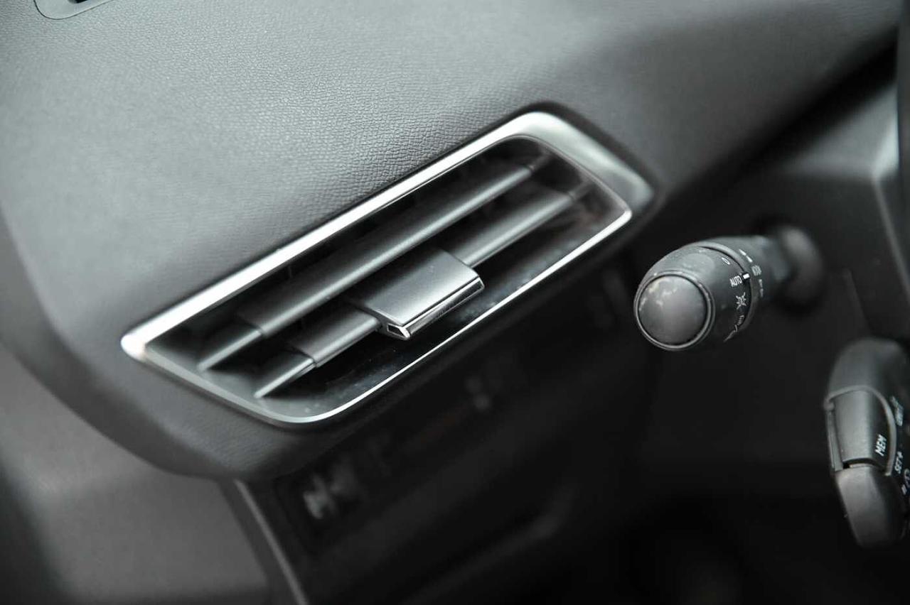 Peugeot Peugeot 3008 usata, con 5 sedili