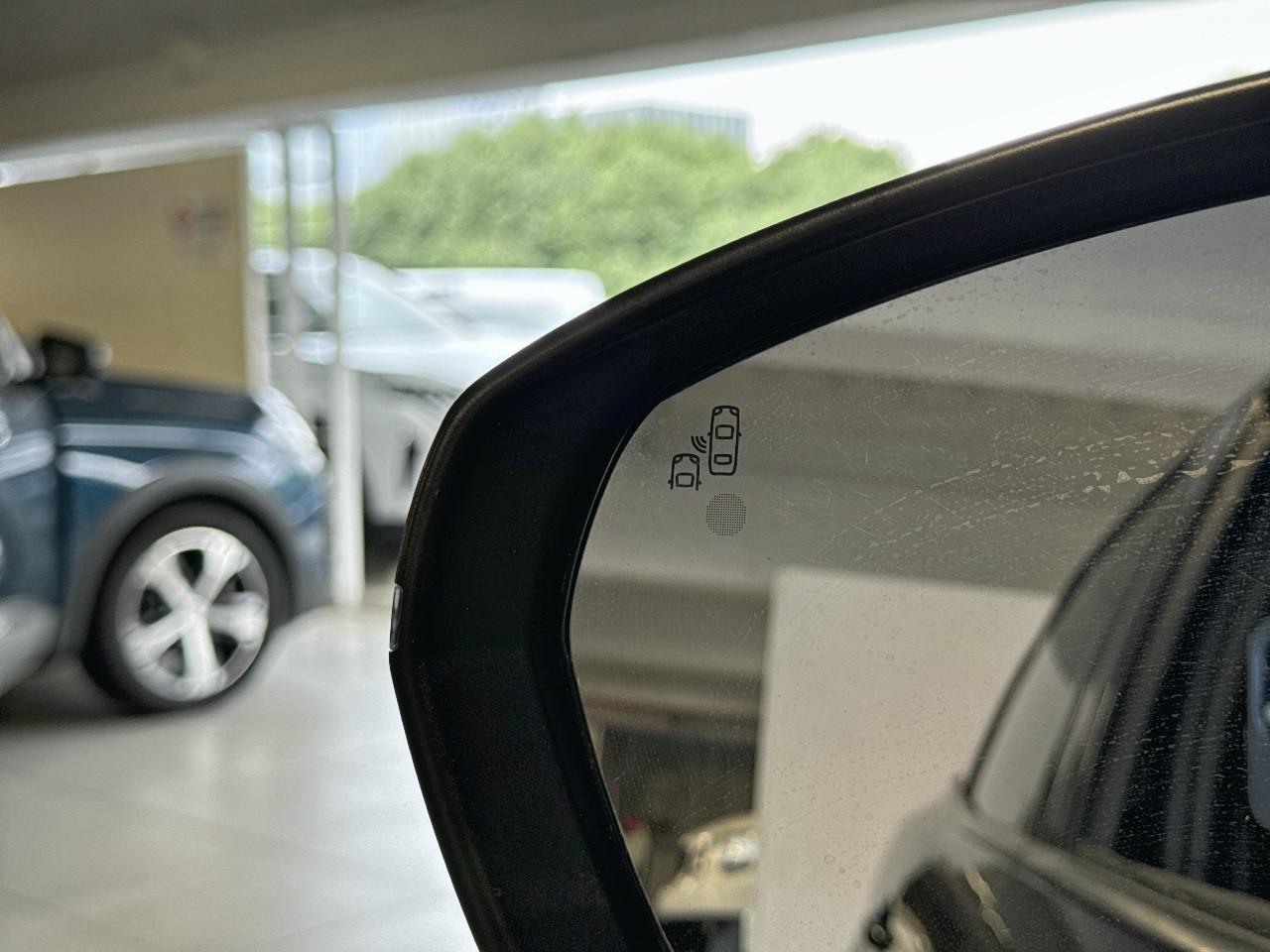Peugeot Peugeot 3008 usata, con attivazione vocale include sistema audio, include comandi telefono e include comandi sistema navigazione