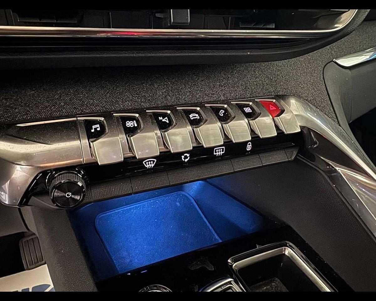 Peugeot Peugeot 3008 usata, con 5 sedili