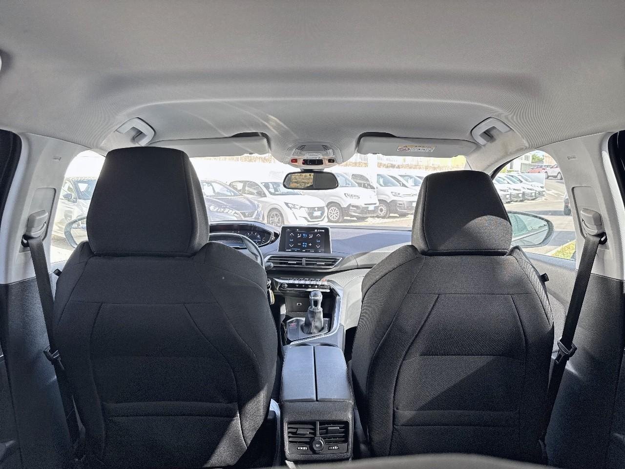 Peugeot Peugeot 3008 usata, con comando luci con sensore di oscurità manuale