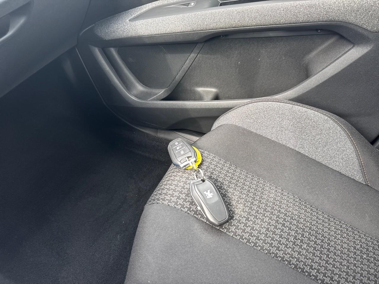 Peugeot Peugeot 3008 usata, con airbag laterali a tendina ant./post.