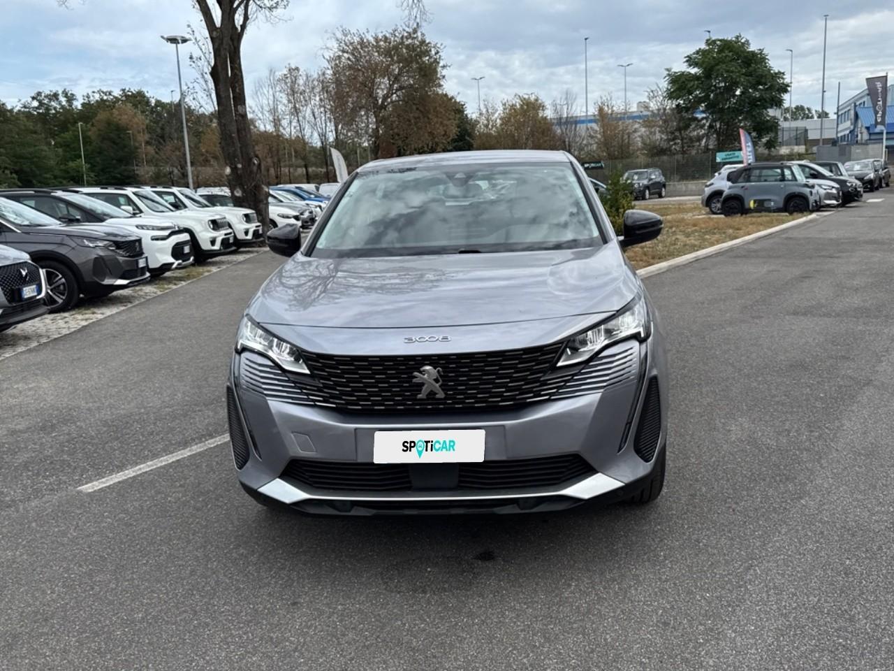 Peugeot Peugeot 3008 usata, con assistenza alla frenata di emergenza