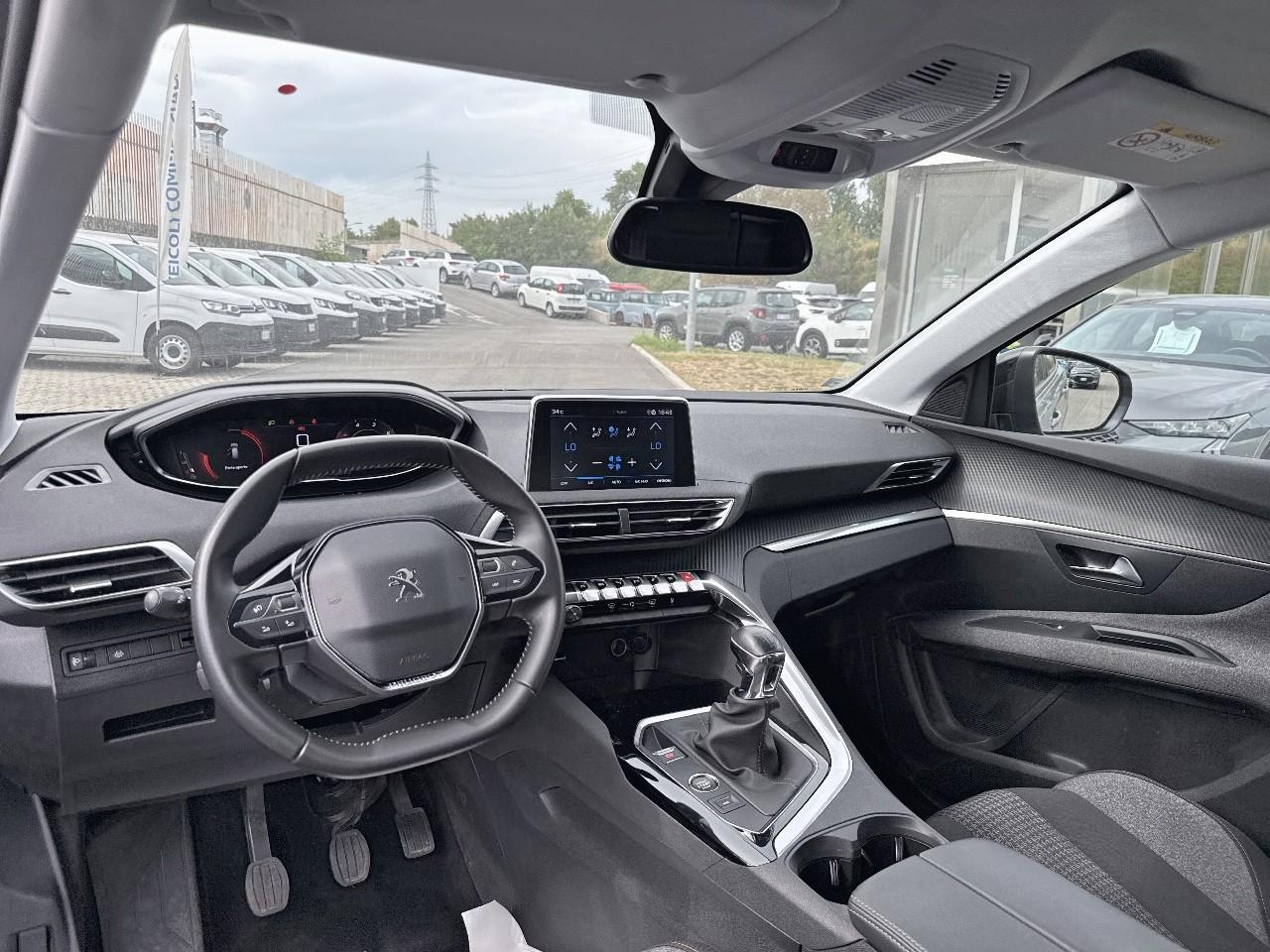 Peugeot Peugeot 3008 usata, con bracciolo anteriore