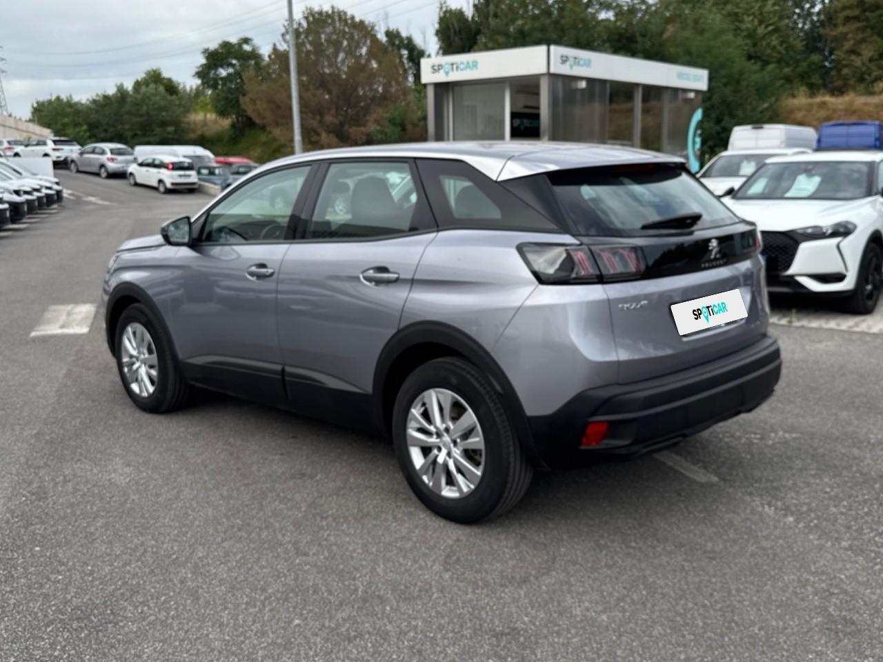 Peugeot Peugeot 3008 usata, con comandi apps