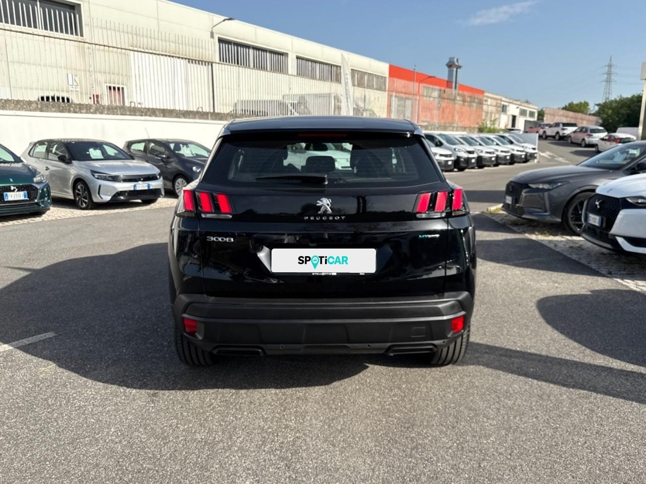 Peugeot Peugeot 3008 usata, con bracciolo posteriore