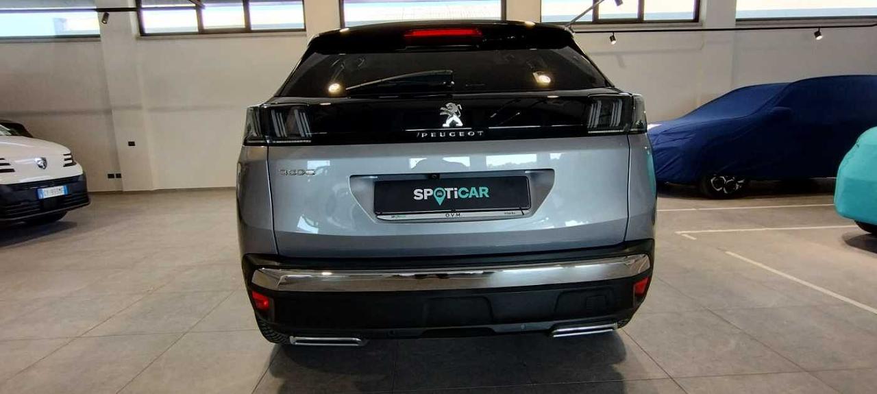 Peugeot Peugeot 3008 usata, con decori plancia carbon look