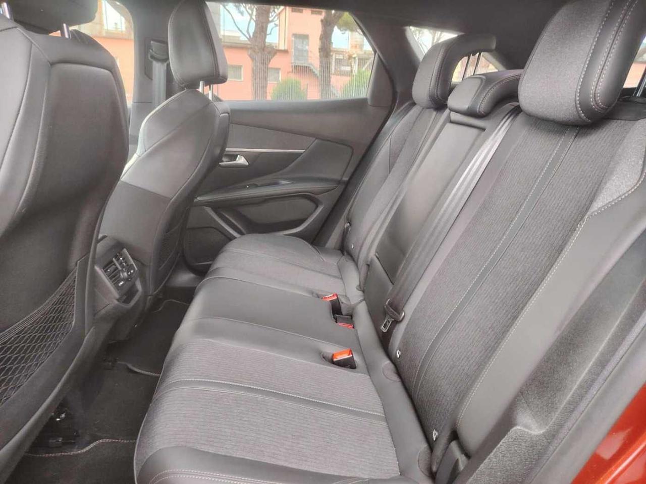 Peugeot Peugeot 3008 usata, con ambient led pack