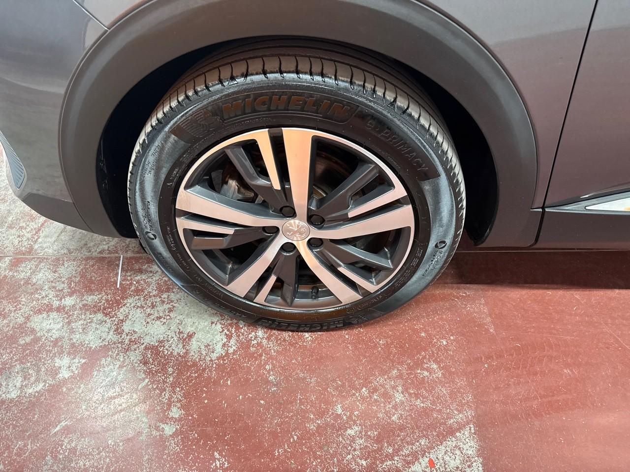 Peugeot Peugeot 3008 usata, con 4 freni a disco con 2 dischi ventilati