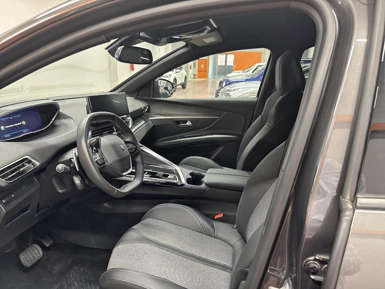 Peugeot Peugeot 3008 usata, con climatizzatore a controllo automatico