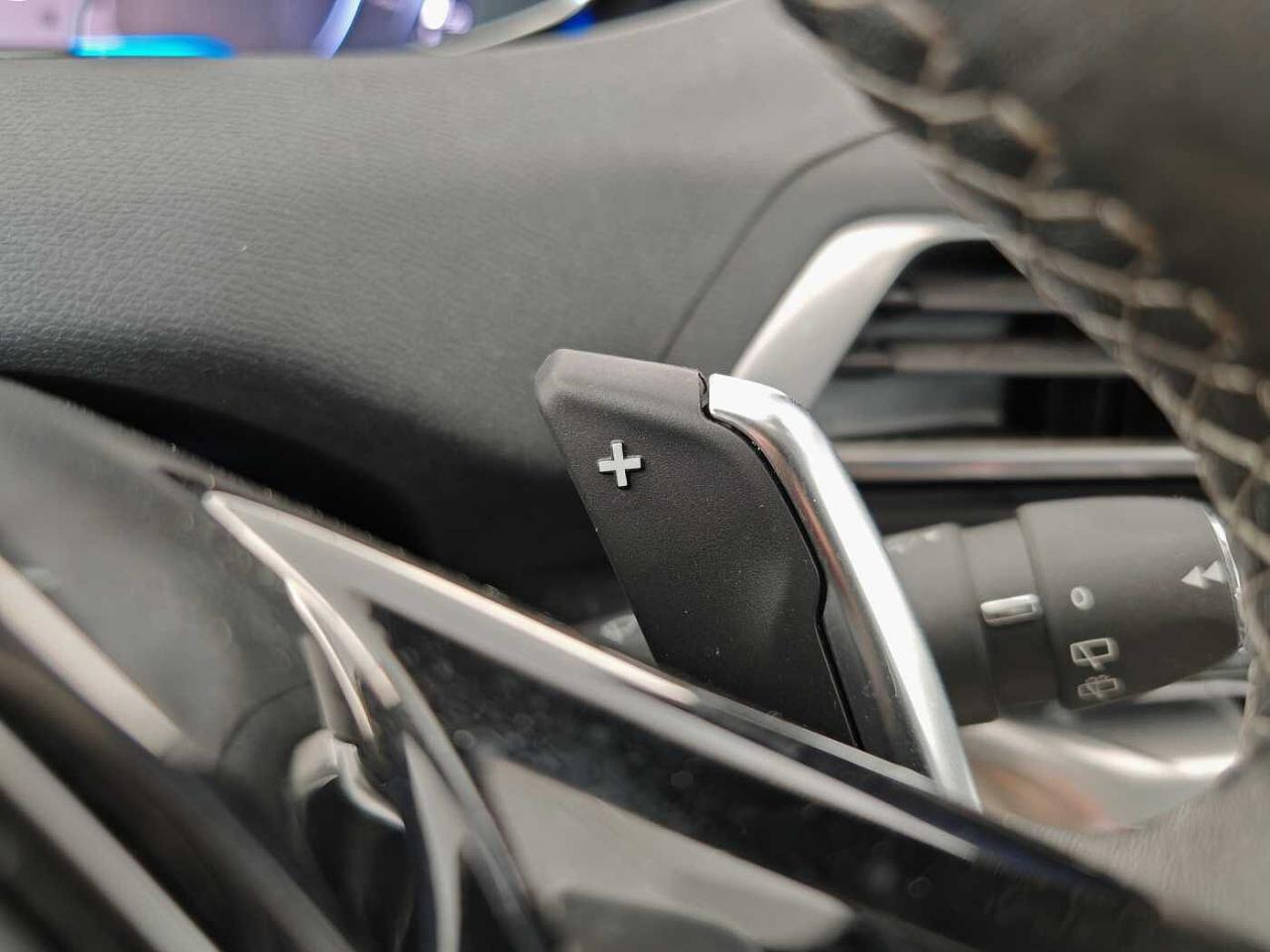 Peugeot Peugeot 3008 usata, con 5 porte
