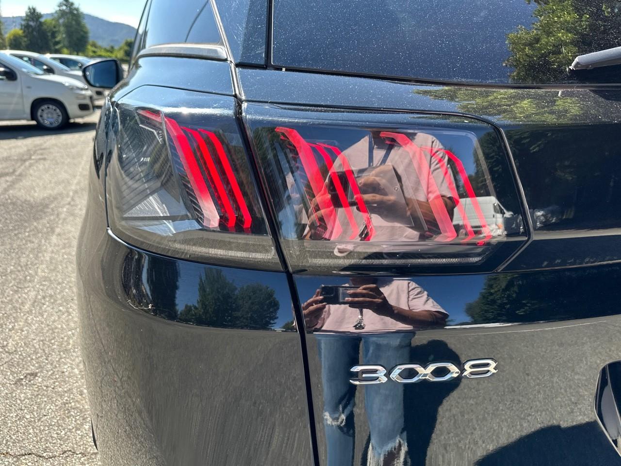 Peugeot Peugeot 3008 usata, con assistenza al parcheggio posteriore e con monitor
