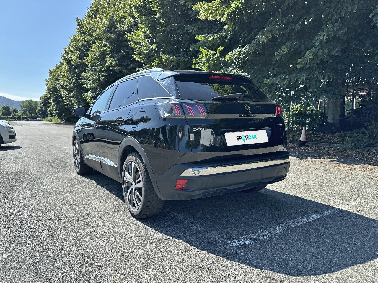 Peugeot Peugeot 3008 usata, con bracciolo posteriore
