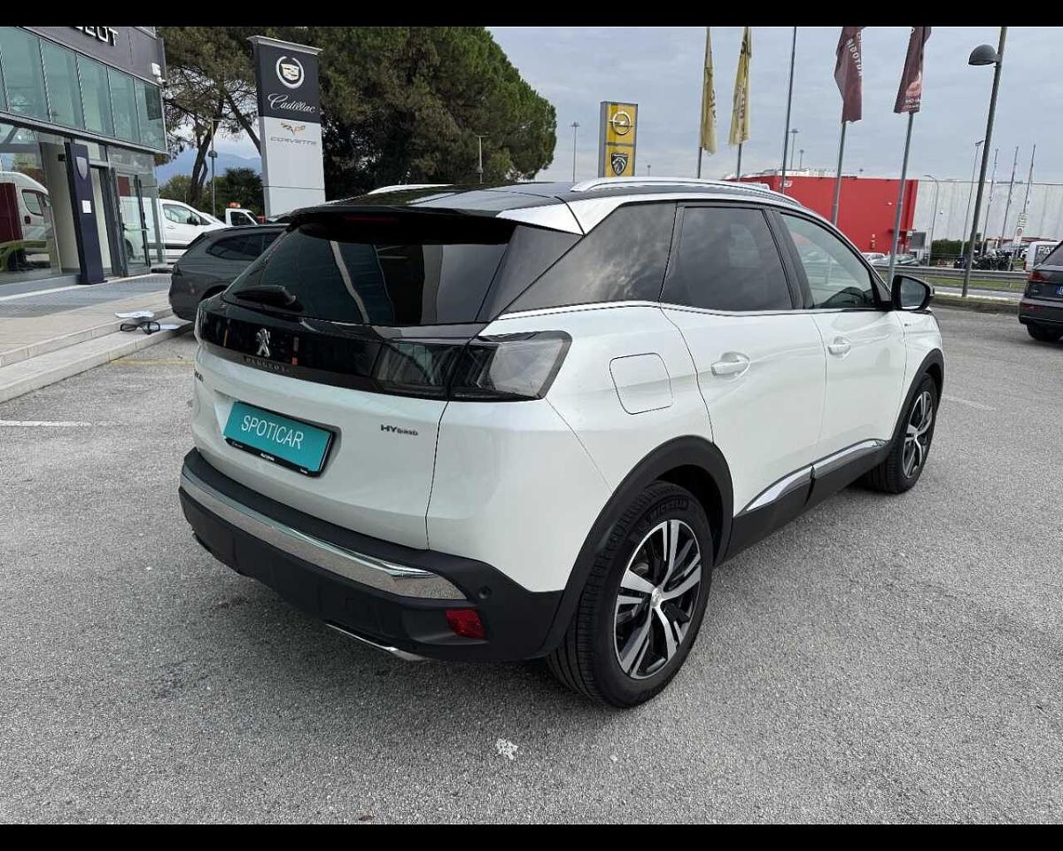 Peugeot Peugeot 3008 usata, con cavo di ricarica t2 modo 3 monofase 7,4 kw con custodia dedicata