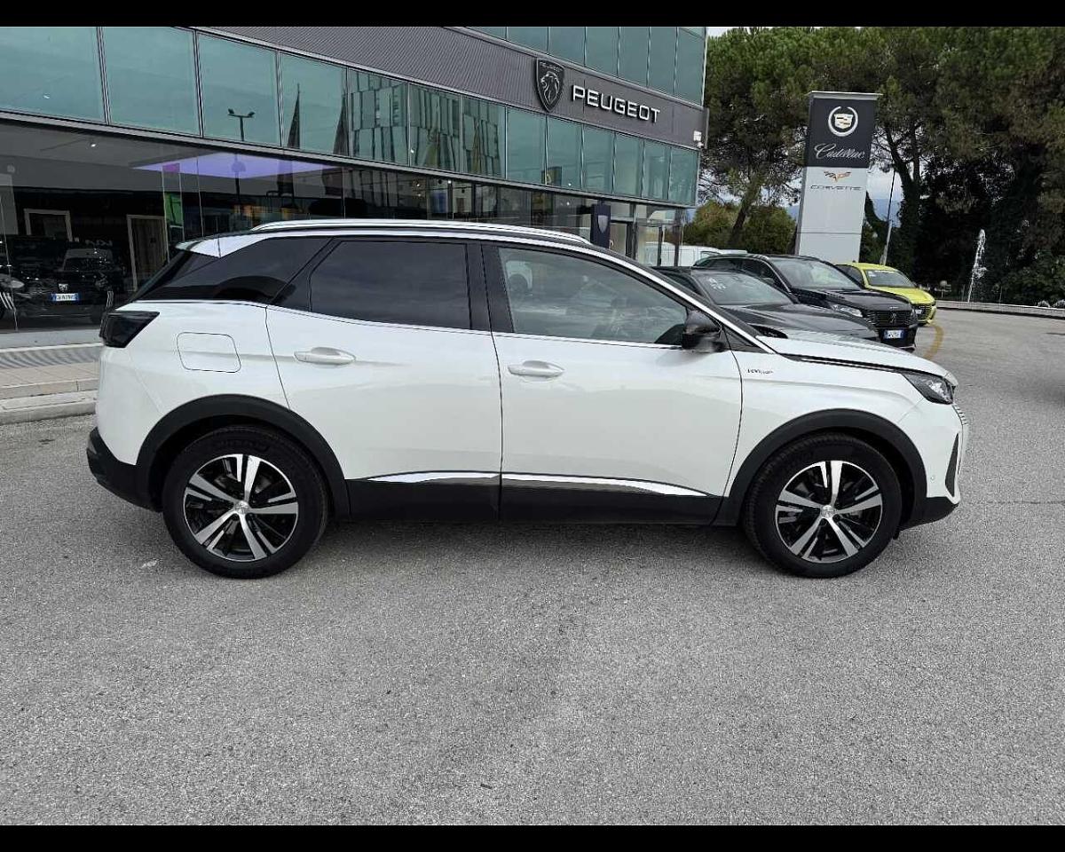 Peugeot Peugeot 3008 usata, con cavo di ricarica t2 per presa domestica