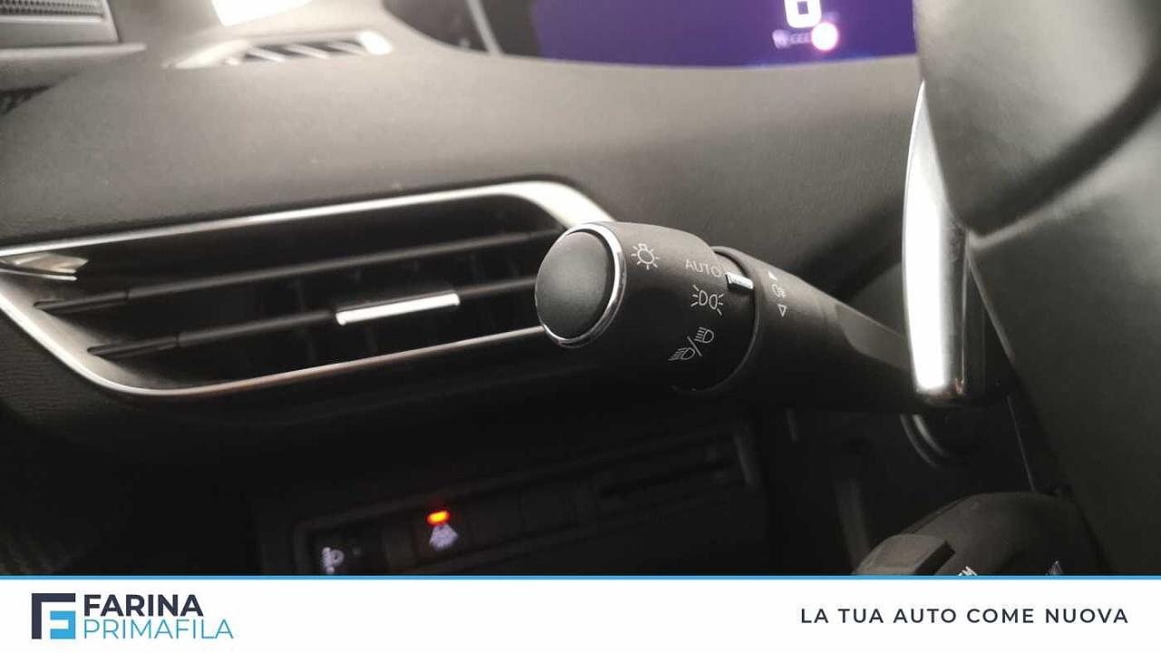 Peugeot Peugeot 3008 usata, con hill holder