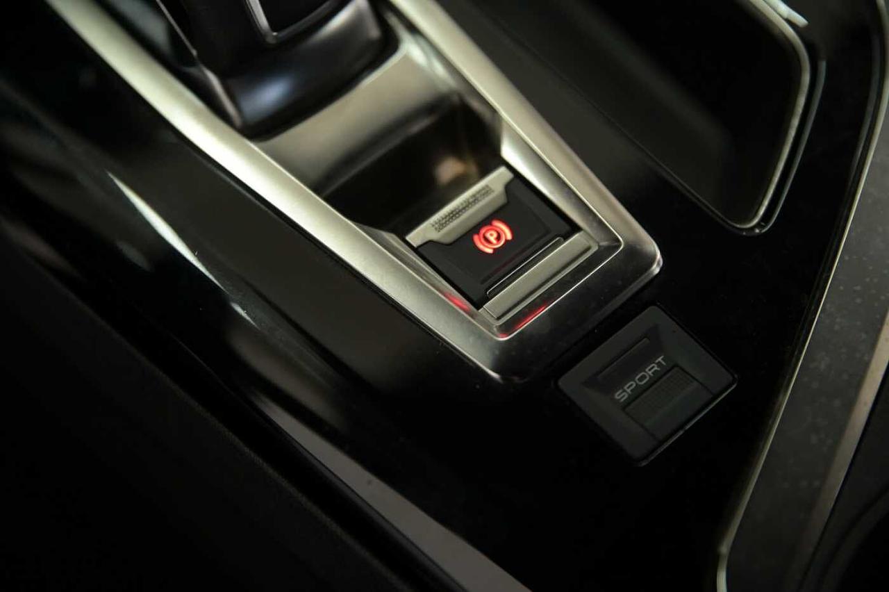 Peugeot Peugeot 3008 usata, con ambient led pack