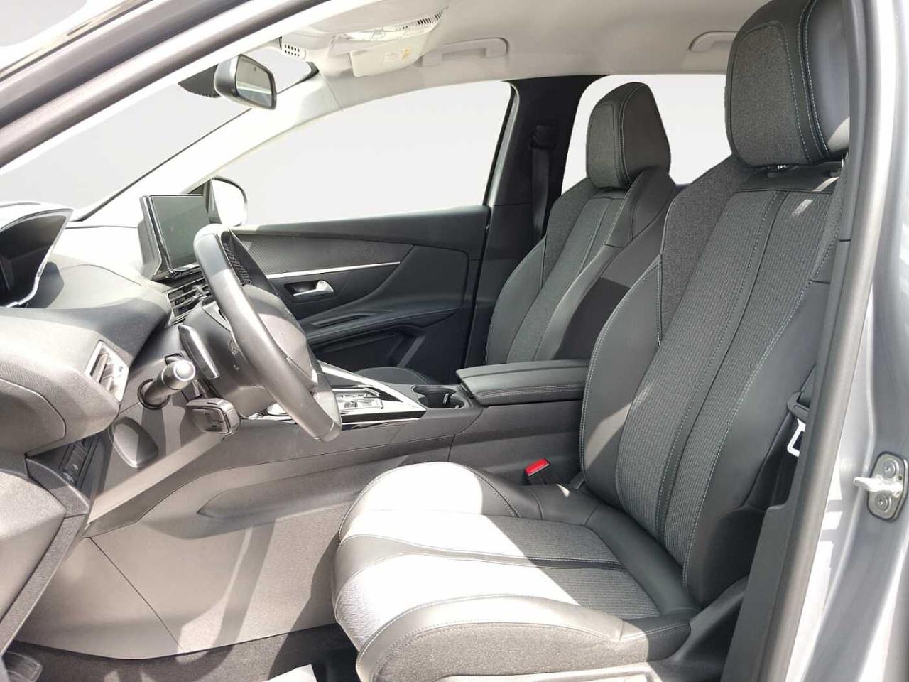 Peugeot Peugeot 3008 usata, con 5 porte