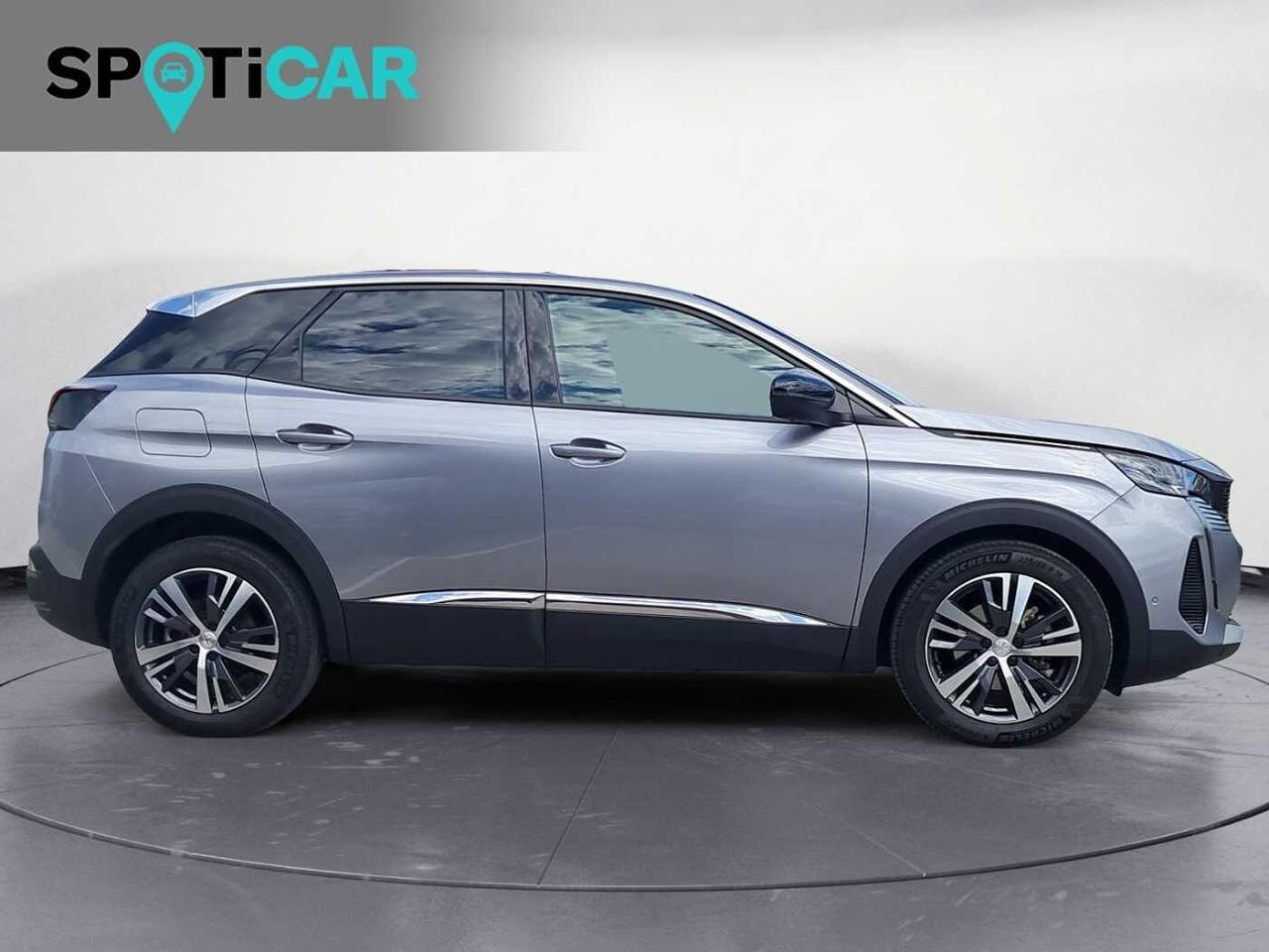 Peugeot Peugeot 3008 usata, con cerchi in lega leggera