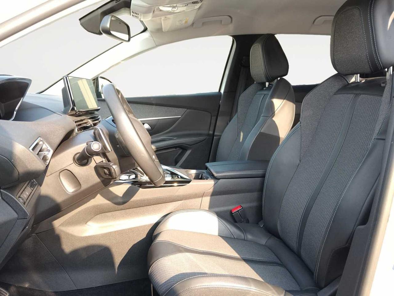 Peugeot Peugeot 3008 usata, con 5 sedili