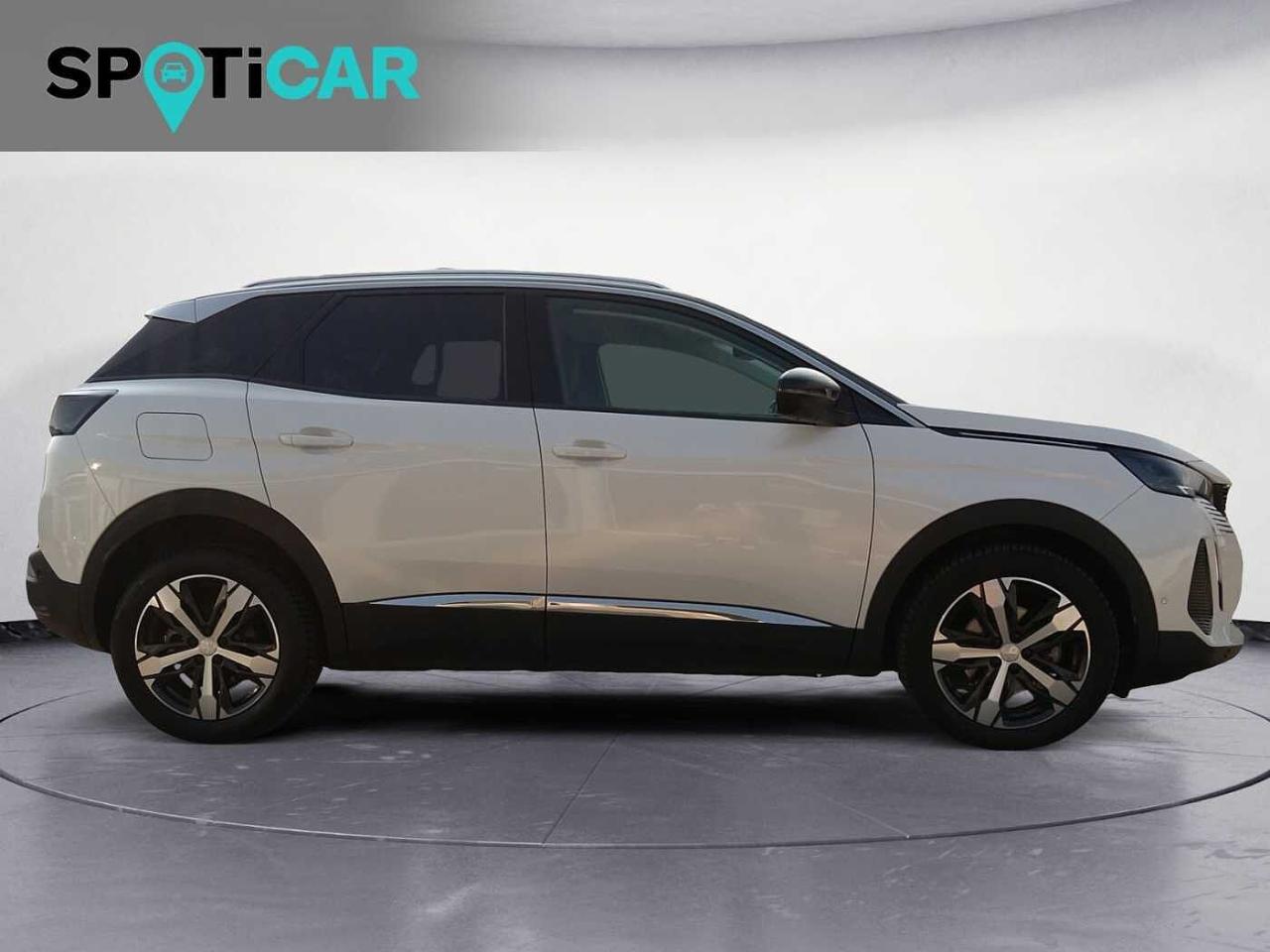 Peugeot Peugeot 3008 usata, con cerchi in lega leggera