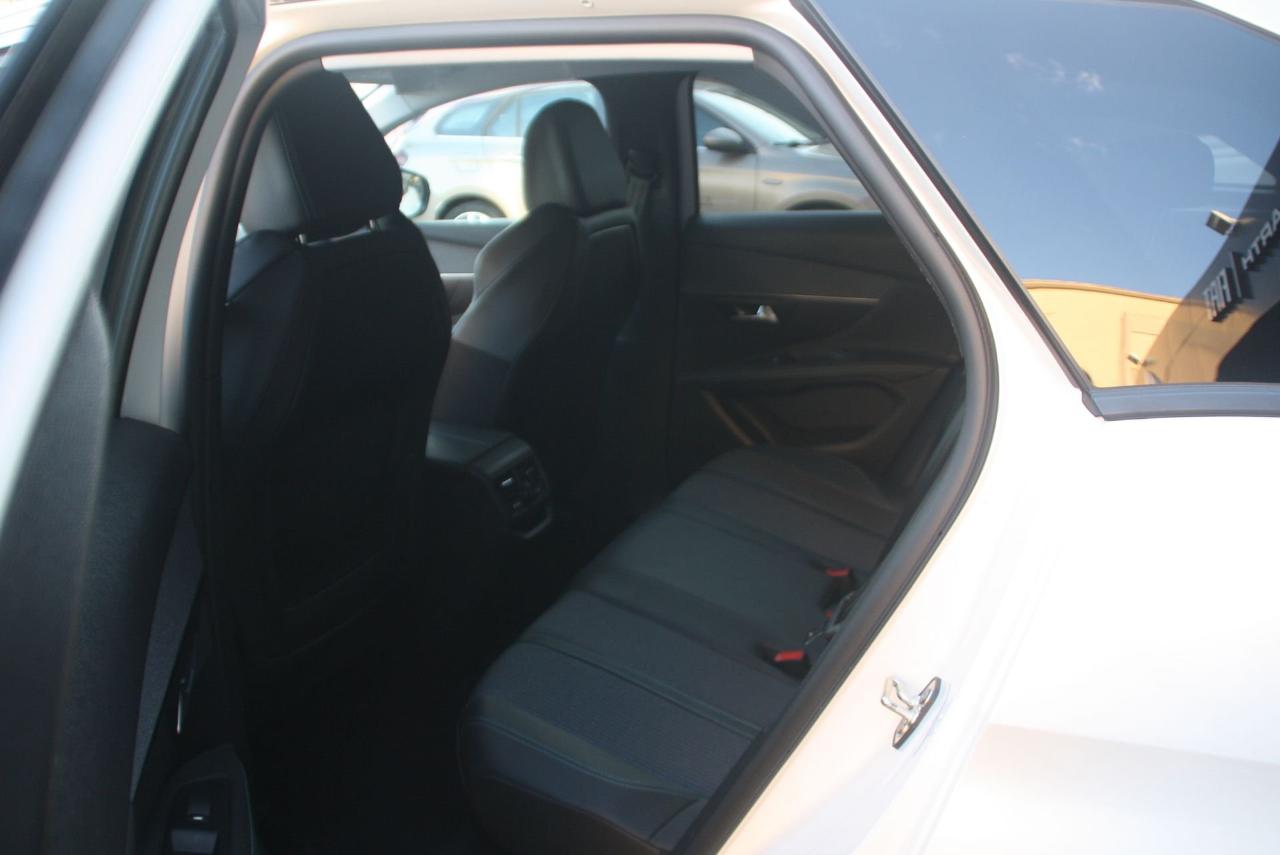 Peugeot Peugeot 3008 usata 13
