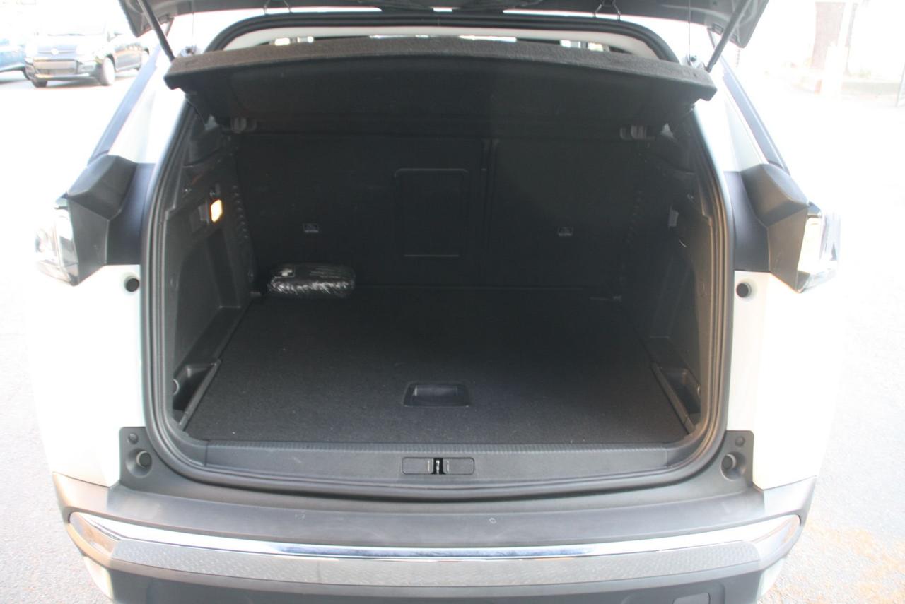 Peugeot Peugeot 3008 usata 16