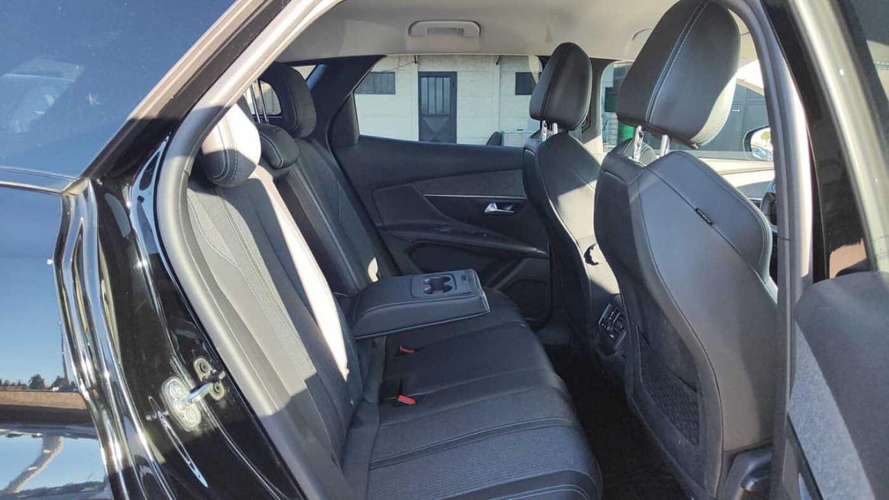 Peugeot Peugeot 3008 usata, con 5 porte
