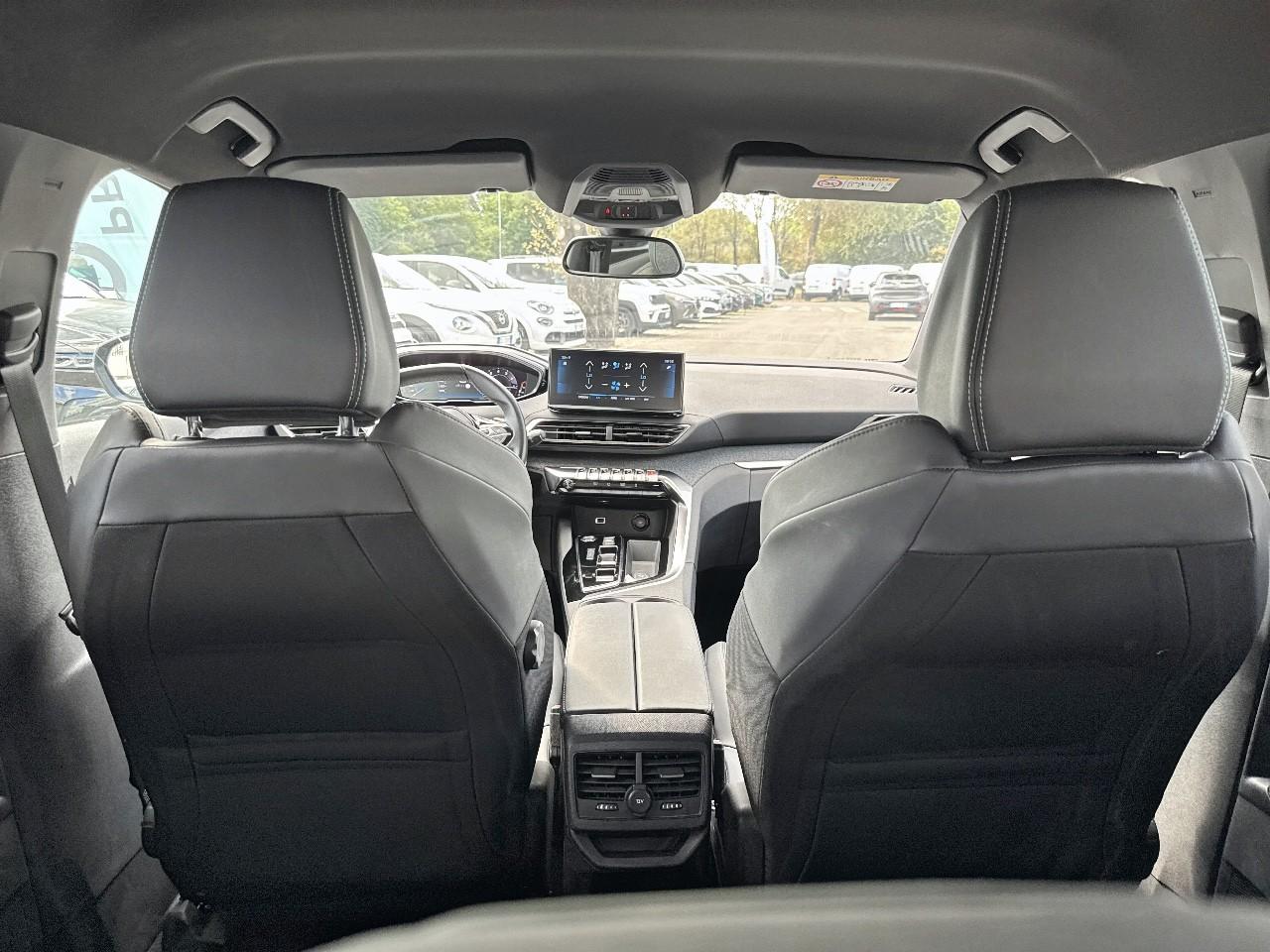 Peugeot Peugeot 3008 usata, con cinture sicurezza post. conducente con pretensionatori, cinture sicurezza post. passeggero con pretensionatori, cinture sicurezza post. centrale a 3 punti