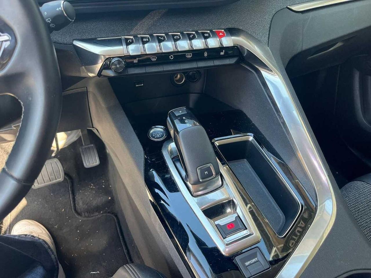 Peugeot Peugeot 3008 usata, con 5 porte