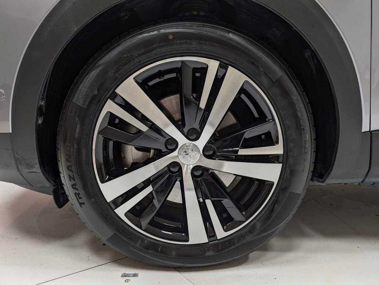 Peugeot Peugeot 3008 usata, con cavo di ricarica t2 modo 3 monofase 7,4 kw con custodia dedicata