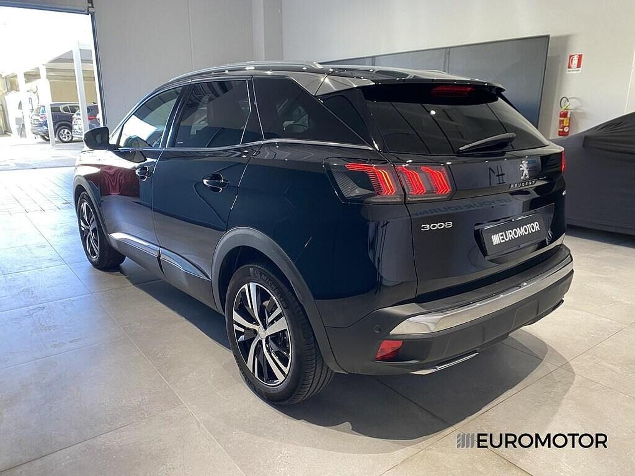 Peugeot Peugeot 3008 usata, con 5 porte