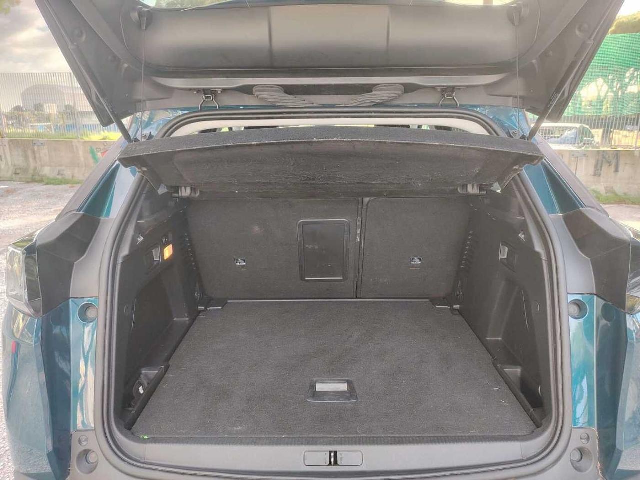 Peugeot Peugeot 3008 usata, con 5 porte