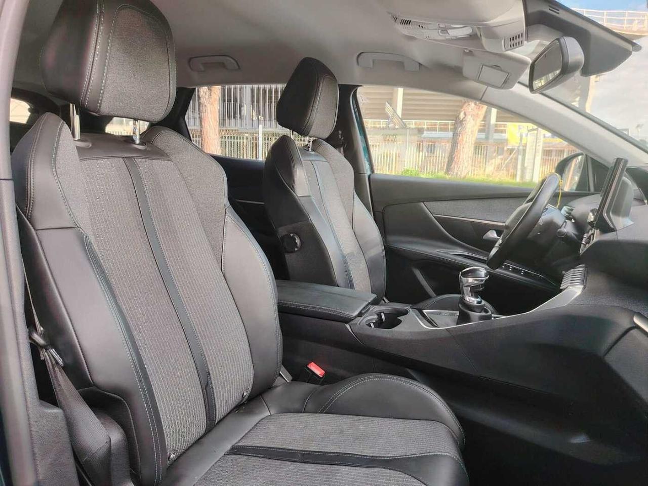 Peugeot Peugeot 3008 usata, con fari posteriori full led 3d