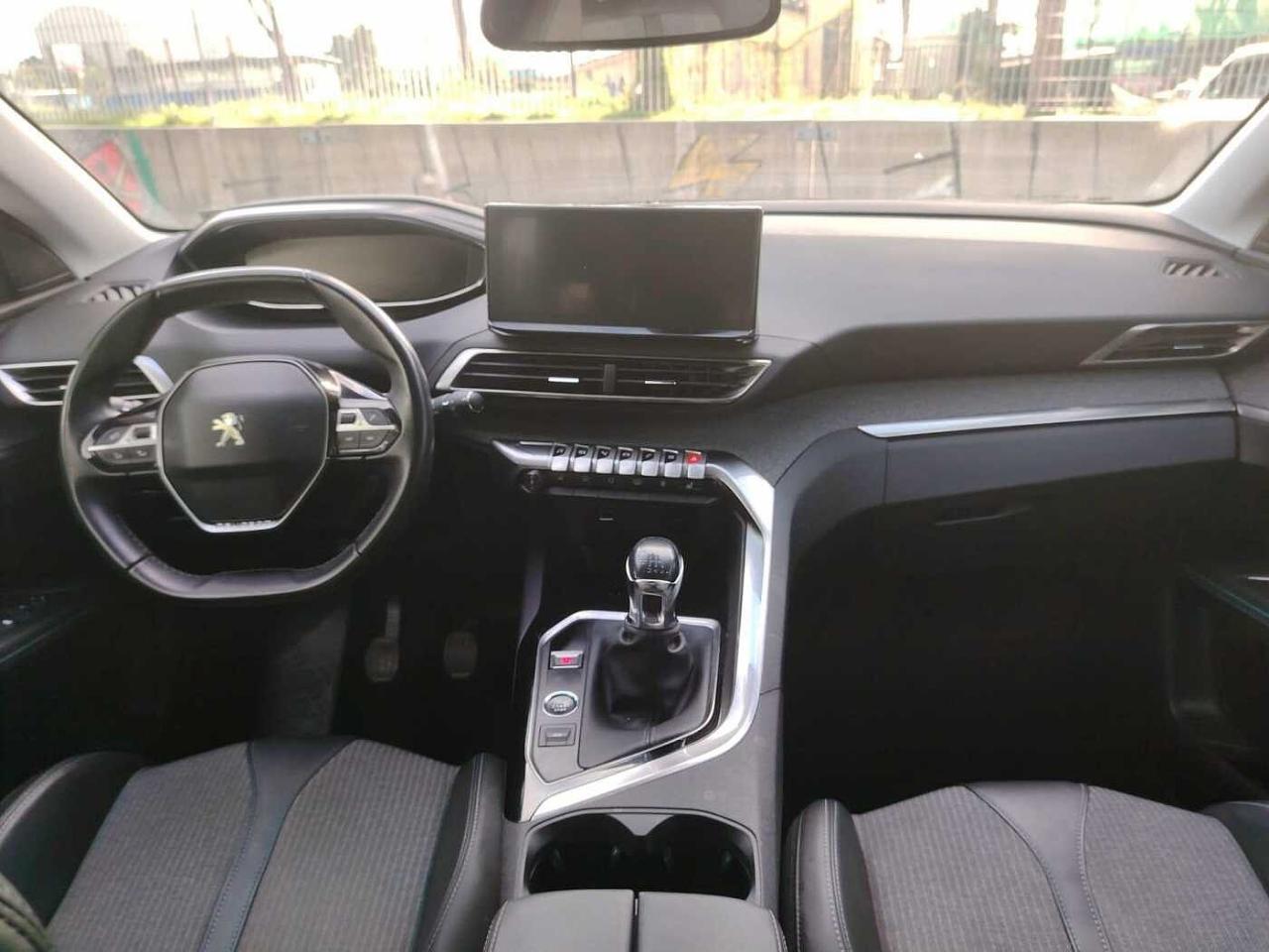 Peugeot Peugeot 3008 usata, con fissaggi isofix seggiolino bambini (1 anteriore passeggero, 2 posteriori laterali)