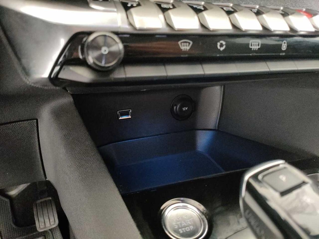 Peugeot Peugeot 3008 usata 19