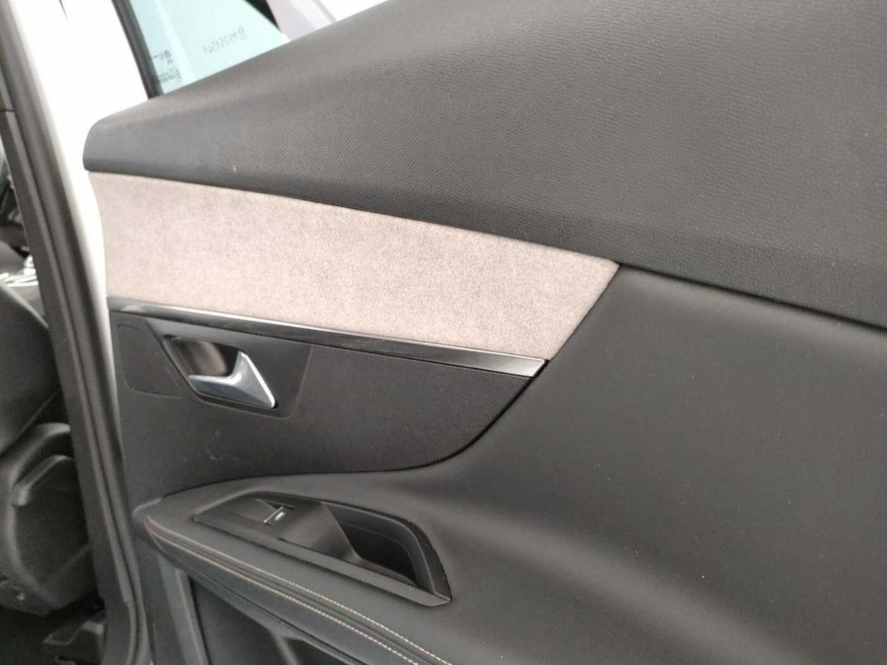 Peugeot Peugeot 3008 usata, con GPS